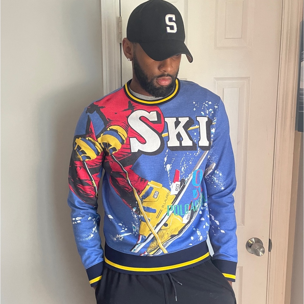 Collectors item Polo Ralph Lauren 92 ski sweatshirt, in size M, Pre owned.